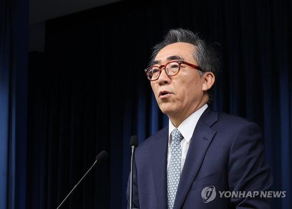 Former Ambassador to the United Nations Cho Tae-yul, the nominee for foreign minister, speaks to the press after the announcement on his nomination by the presidential office on Dec. 19, 2023. (Yonhap) 