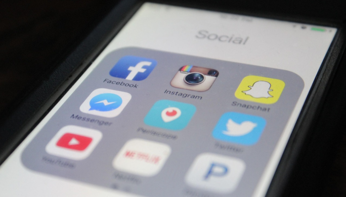 苹果公司表示，一些iPhone 15由于Instagram等应用程序而过热