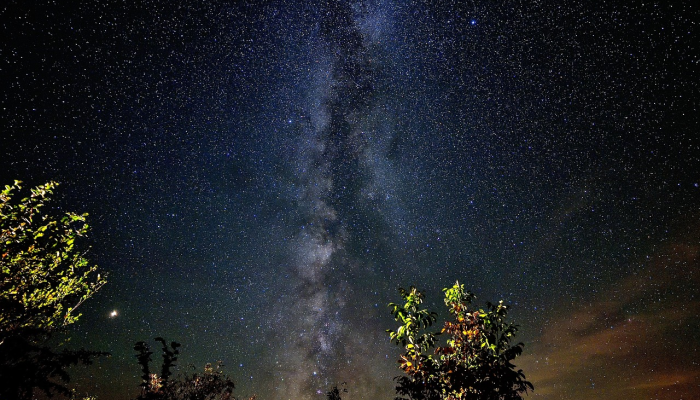 天文学家在早期宇宙中发现了大量类似银河系的星系