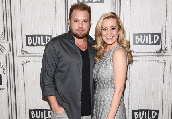 Kyle Jacobs (left) and Kellie Pickler in 2017.