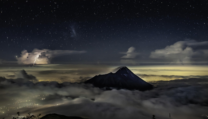 印度尼西亚马拉皮火山爆发后发现更多尸体