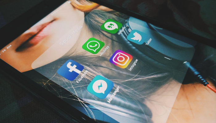 WhatsApp允许在Instagram上分享状态更新检查新功能是如何工作的