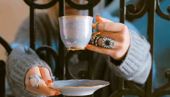 9名毒品嫌疑人在购买双酚的行动中被捕 9名毒品嫌疑人在购买双酚的行动中被捕