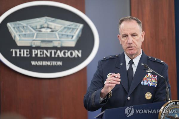Pentagon Press Secretary Maj. Gen. Pat Ryder speaks during a press briefing at the Pentagon in Washington on April 23, 2024 in this photo released by the Associated Press. (Yonhap)