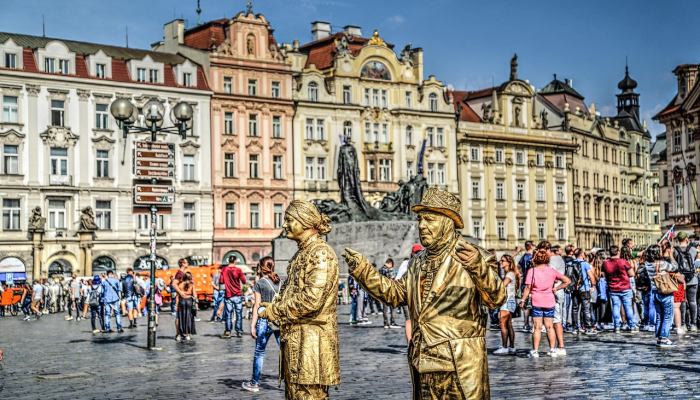 阿联酋大使馆、塞浦路斯国家图书馆组织文化活动