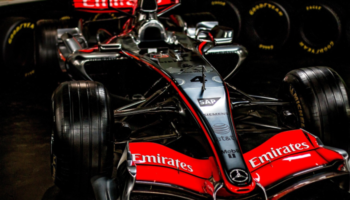 随着迈克尔·安德雷蒂的申请获得国际汽联的批准，F1离第11支车队又近了一步