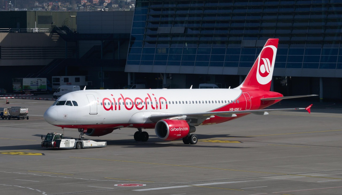 阿拉斯加航空公司波音737 MAX 9飞机紧急降落后停飞 阿拉斯加航空公司波音737 MAX 9飞机紧急降落后停飞