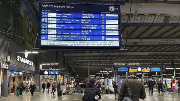Munich Airport suspends all flights due to freezing rain
