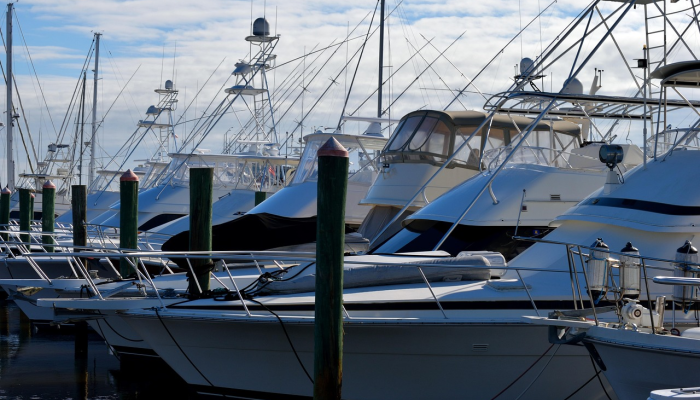 耗资700万美元的项目开始重建历史悠久的Capitola码头,该码头在巨大的冬季风暴中被毁 耗资700万美元的项目开始重建历史悠久的Capitola码头,该码头在巨大的冬季风暴中被毁
