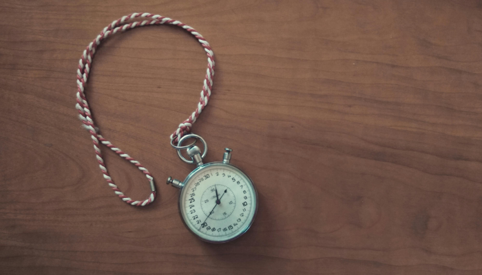 先进的核时钟技术:新一代计时器与破纪录的精度 先进的核时钟技术:新一代计时器与破纪录的精度