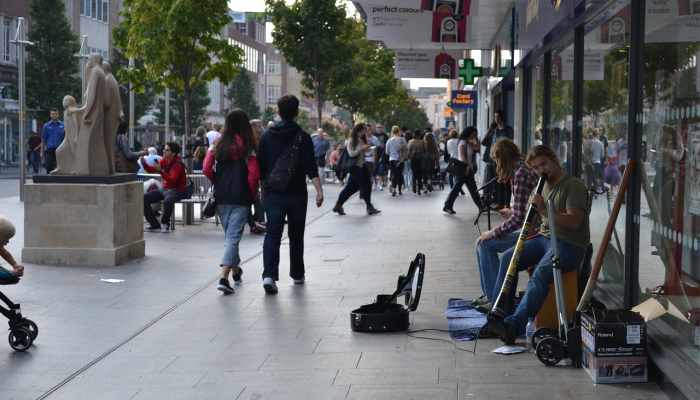 哈克尼的一位母亲在国家快车上生孩子,她说经历是“超现实的” 哈克尼的一位母亲在国家快车上生孩子,她说经历是“超现实的”