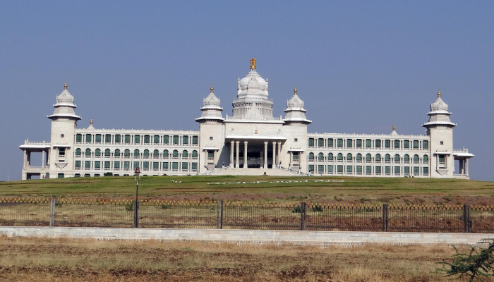 卡塔尔法院就本·达勒姆大楼倒塌案作出裁决