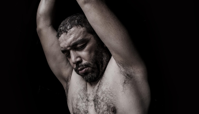 M53的受害者杰西卡·贝克是一个“热心肠、很棒”的人，家人在感人的悼念中说