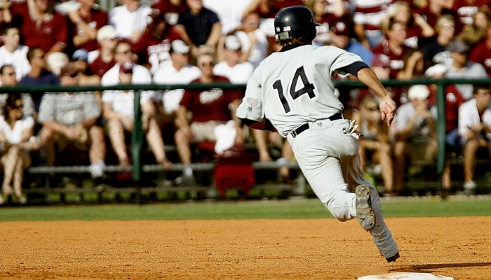 没有出生在美国的黑人球员出现在世界大赛的名单上