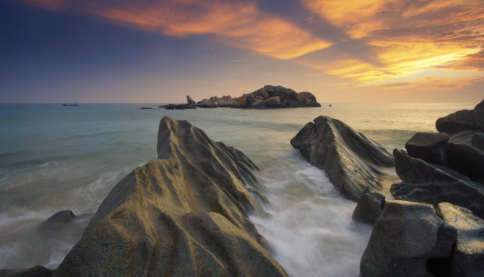 时空中的涟漪:揭开引力波的秘密 时空中的涟漪:揭开引力波的秘密