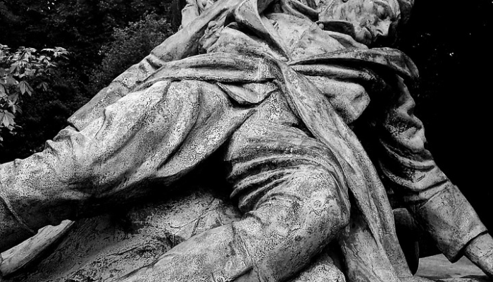 乌克兰保卫前线,普京在战争纪念日前夕谈论核武库 乌克兰保卫前线,普京在战争纪念日前夕谈论核武库