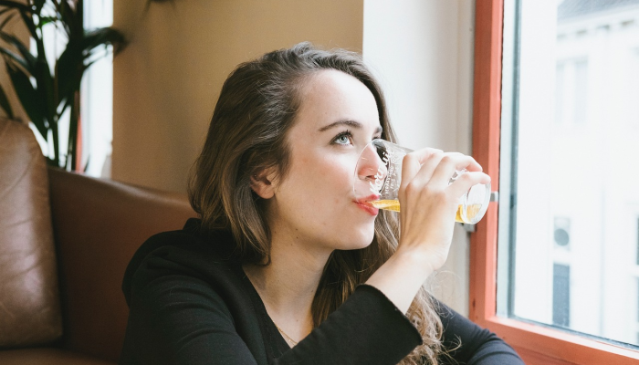 安妮·海瑟薇:“人是没有保质期的!” 安妮·海瑟薇:“人是没有保质期的!”