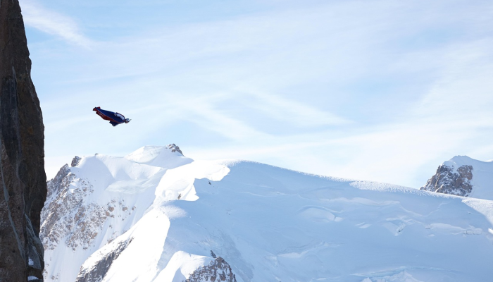 报道称，古巴挫败了乘飞机抵达南佛罗里达男子的恐怖阴谋